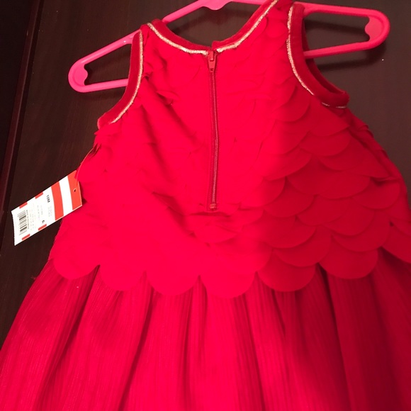 SALE!!! NWT 🎀Beautiful Red Dress🎀 - Picture 2 of 4